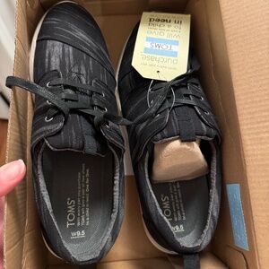 Tom’s Del Rey sneakers